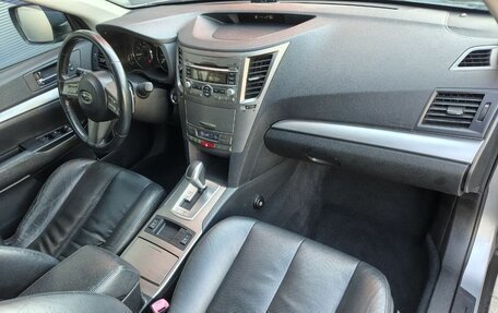 Subaru Outback IV рестайлинг, 2010 год, 1 099 000 рублей, 10 фотография