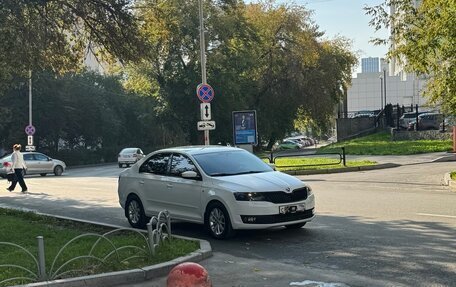 Skoda Rapid I, 2014 год, 1 000 000 рублей, 2 фотография