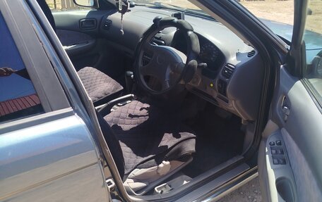 Nissan Sunny N16, 2000 год, 200 000 рублей, 2 фотография
