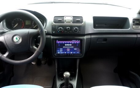 Skoda Fabia II, 2009 год, 340 000 рублей, 7 фотография
