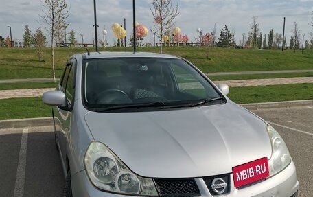 Nissan Wingroad III, 2007 год, 720 000 рублей, 3 фотография