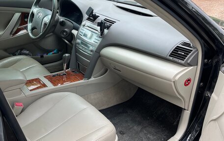 Toyota Camry, 2008 год, 1 300 000 рублей, 5 фотография