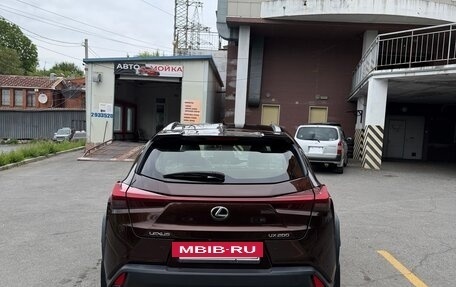 Lexus UX I, 2019 год, 3 050 000 рублей, 4 фотография