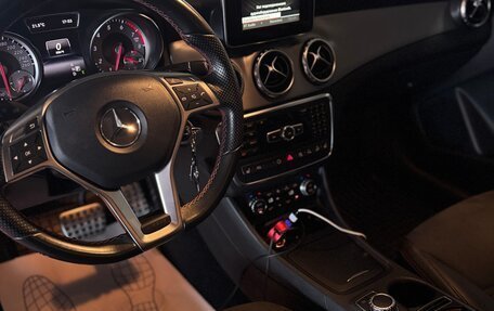Mercedes-Benz GLA, 2015 год, 2 500 000 рублей, 13 фотография