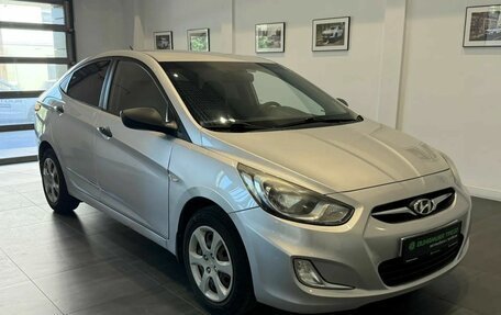 Hyundai Solaris II рестайлинг, 2012 год, 849 000 рублей, 3 фотография