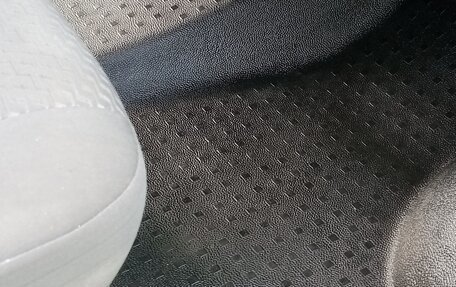 Volkswagen Caravelle T5, 2013 год, 1 790 000 рублей, 14 фотография