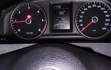 Volkswagen Caravelle T5, 2013 год, 1 790 000 рублей, 17 фотография