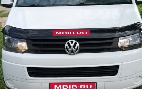 Volkswagen Caravelle T5, 2013 год, 1 790 000 рублей, 8 фотография
