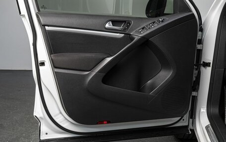 Volkswagen Tiguan I, 2014 год, 1 979 000 рублей, 10 фотография