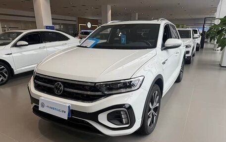 Volkswagen T-Roc I, 2026 год, 2 168 000 рублей, 2 фотография