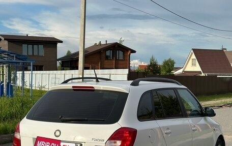 Skoda Fabia II, 2011 год, 550 000 рублей, 7 фотография