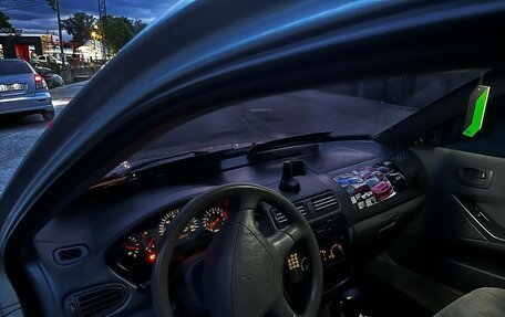 Mitsubishi Galant VIII, 2002 год, 310 000 рублей, 9 фотография