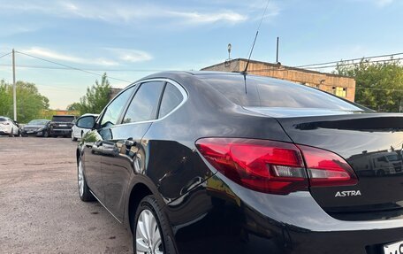 Opel Astra J, 2013 год, 1 100 000 рублей, 8 фотография