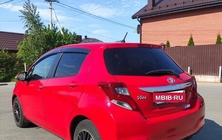 Toyota Vitz, 2014 год, 950 000 рублей, 5 фотография