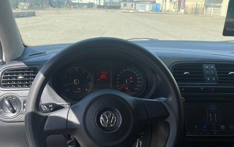Volkswagen Polo VI (EU Market), 2012 год, 620 000 рублей, 15 фотография