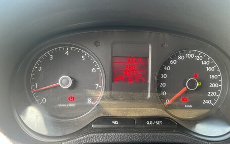 Volkswagen Polo VI (EU Market), 2012 год, 620 000 рублей, 14 фотография