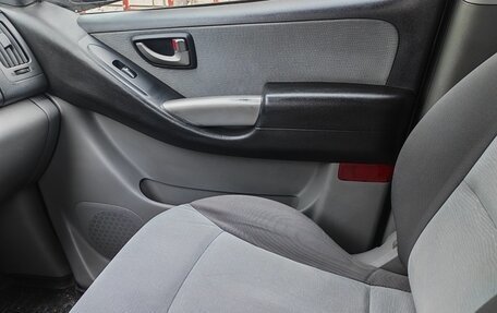 Hyundai H-1 II рестайлинг, 2014 год, 2 100 000 рублей, 14 фотография