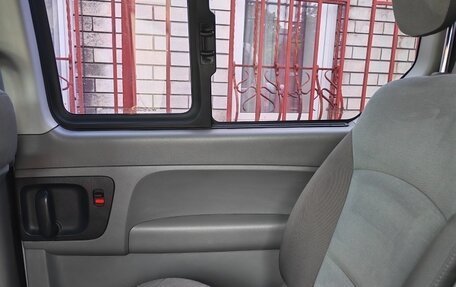 Hyundai H-1 II рестайлинг, 2014 год, 2 100 000 рублей, 20 фотография