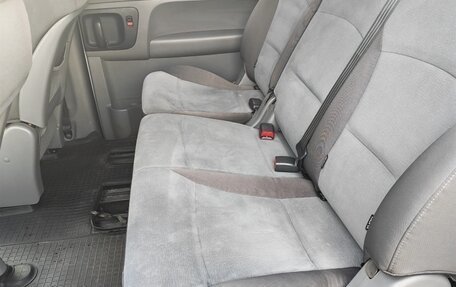 Hyundai H-1 II рестайлинг, 2014 год, 2 100 000 рублей, 30 фотография