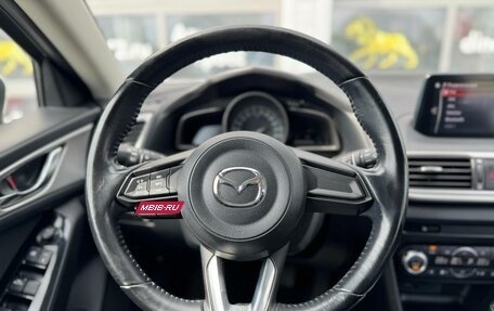 Mazda 3, 2018 год, 1 850 000 рублей, 13 фотография
