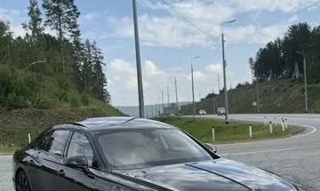 Bentley Flying Spur, 2021 год, 27 000 000 рублей, 3 фотография