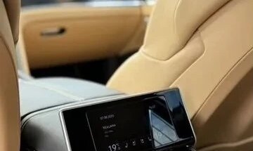 Bentley Flying Spur, 2021 год, 27 000 000 рублей, 9 фотография