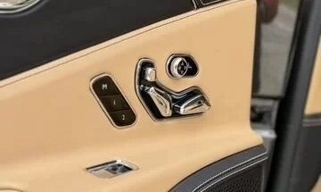Bentley Flying Spur, 2021 год, 27 000 000 рублей, 8 фотография