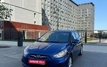 Hyundai Solaris II рестайлинг, 2012 год, 895 000 рублей, 2 фотография