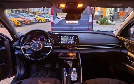 Hyundai Elantra, 2021 год, 1 450 000 рублей, 8 фотография