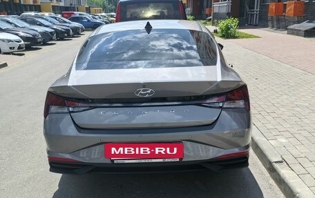 Hyundai Elantra, 2021 год, 1 450 000 рублей, 4 фотография