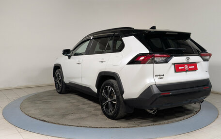 Toyota RAV4, 2021 год, 2 740 000 рублей, 6 фотография