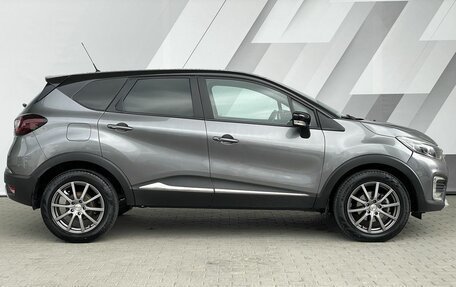 Renault Kaptur I рестайлинг, 2017 год, 1 598 000 рублей, 4 фотография