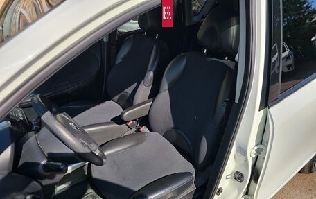 Nissan Note II рестайлинг, 2013 год, 865 000 рублей, 14 фотография