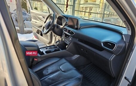 Hyundai Santa Fe IV, 2019 год, 2 695 000 рублей, 21 фотография