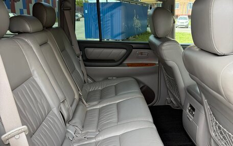 Toyota Land Cruiser 100 рестайлинг 2, 2005 год, 2 200 000 рублей, 15 фотография