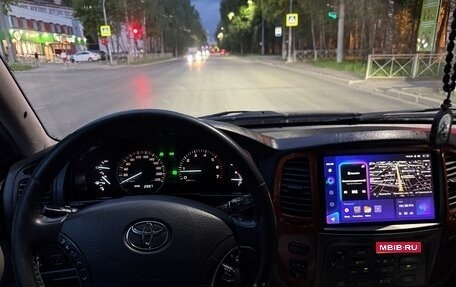 Toyota Land Cruiser 100 рестайлинг 2, 2005 год, 2 200 000 рублей, 8 фотография