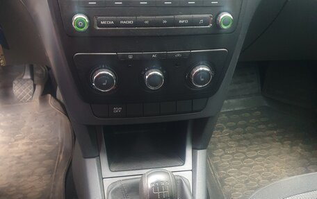 Skoda Yeti I рестайлинг, 2012 год, 1 150 000 рублей, 5 фотография