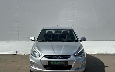 Hyundai Solaris II рестайлинг, 2013 год, 750 000 рублей, 2 фотография