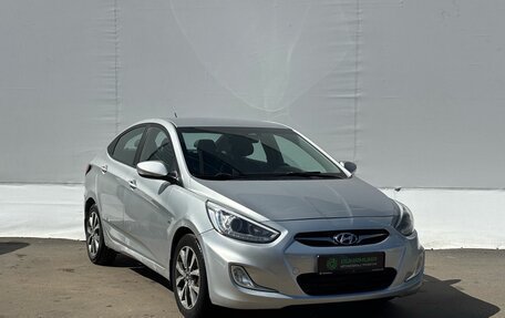 Hyundai Solaris II рестайлинг, 2013 год, 750 000 рублей, 3 фотография