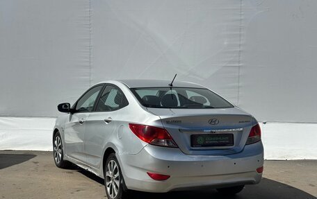Hyundai Solaris II рестайлинг, 2013 год, 750 000 рублей, 7 фотография