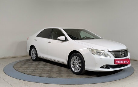 Toyota Camry, 2013 год, 1 585 000 рублей, 2 фотография