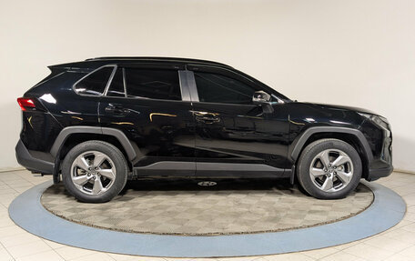 Toyota RAV4, 2020 год, 2 369 000 рублей, 9 фотография