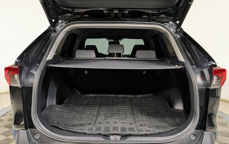 Toyota RAV4, 2020 год, 2 369 000 рублей, 19 фотография