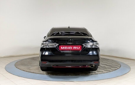 Toyota Camry, 2020 год, 2 340 000 рублей, 7 фотография