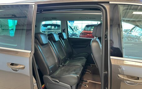 Volkswagen Sharan II, 2015 год, 1 849 900 рублей, 18 фотография