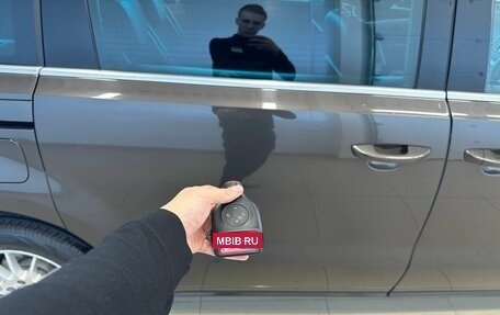 Volkswagen Sharan II, 2015 год, 1 849 900 рублей, 26 фотография