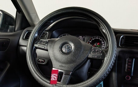 Volkswagen Jetta VI, 2011 год, 1 099 900 рублей, 11 фотография