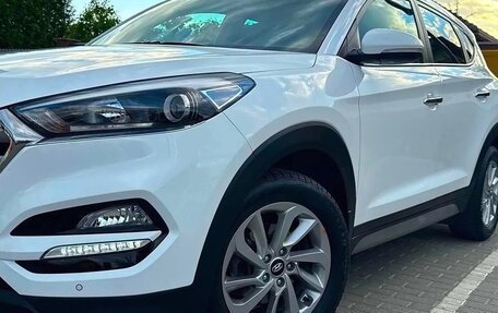 Hyundai Tucson III, 2018 год, 2 250 000 рублей, 6 фотография