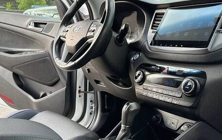 Hyundai Tucson III, 2018 год, 2 250 000 рублей, 15 фотография