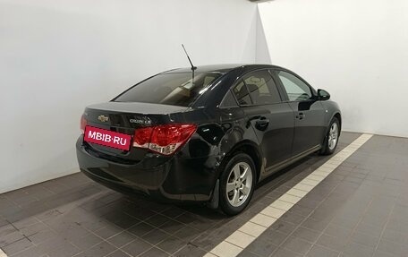 Chevrolet Cruze II, 2010 год, 520 000 рублей, 3 фотография
